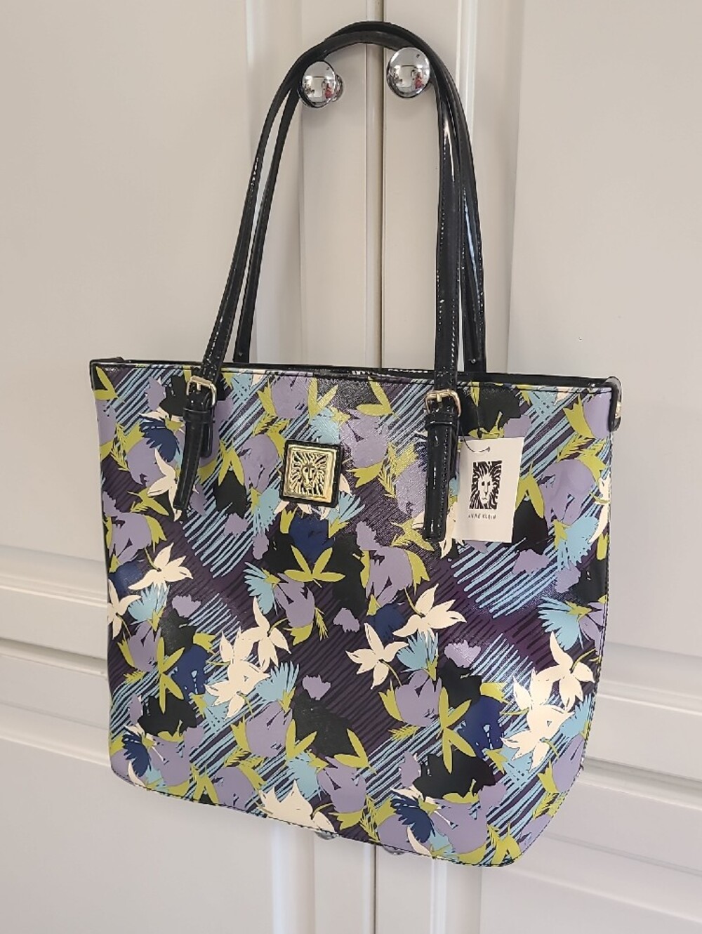 Anne Klein NWT Black Patent Floral Tote with Lavender and Lime Accents - Picture 4 of 14